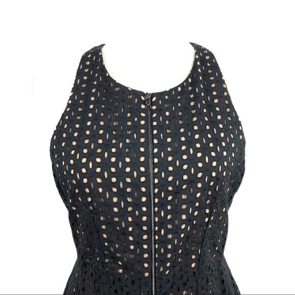 BCBGMaxAzria Guilianna Tulip Black Eyelet Lace Mini Dress 6 - Picture 4 of 15